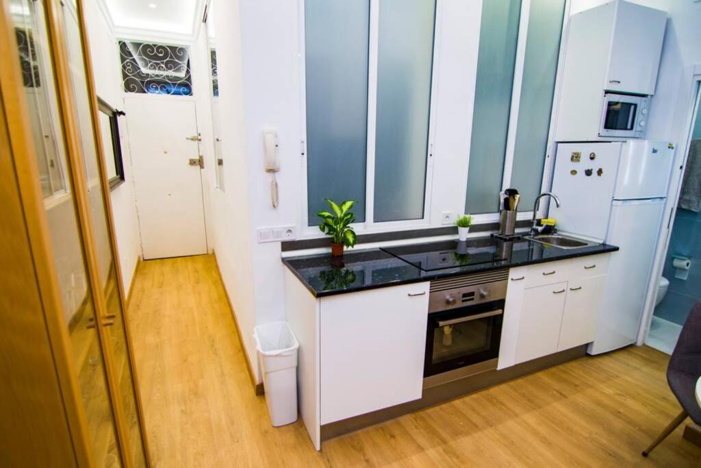 Piso Vip Anton Martin. Madrid Centro. Apartment ภายนอก รูปภาพ